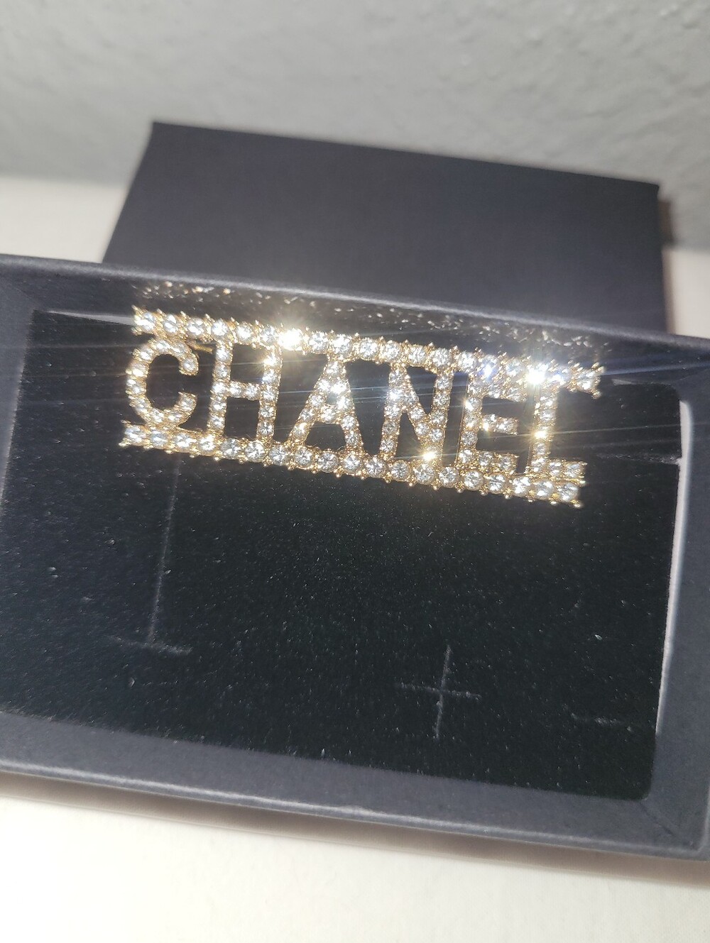 Luxury Jewelry - Picture 2 of 4